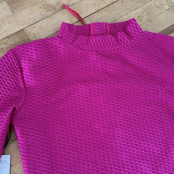 Mott50 Swimsuit - Picture 3 of 9